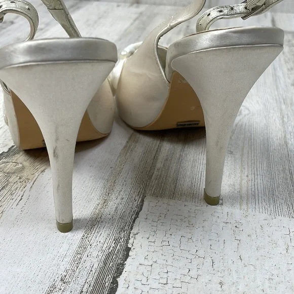 Menbur Cathy bridal slingback heels - 36 EU/ 6 US - Picture 7 of 12